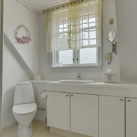 Casa de hóspedes Kollund 2*